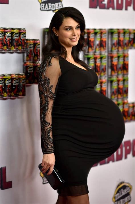 Pregnant Belly Huge Natalie Portman Pregnant Maternity Mini Dresses