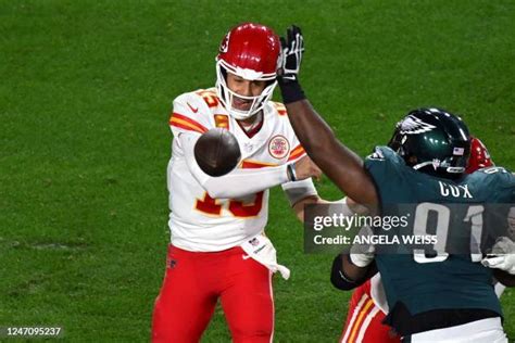 Kansas City Chiefs Quarterback Photos And Premium High Res Pictures