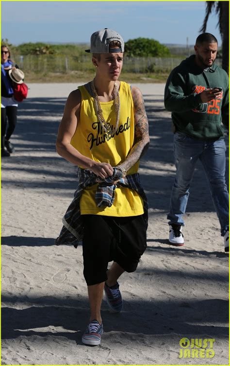 Justin Bieber Emerges For First Time After Home Raided By Police Photos Photo 3037885