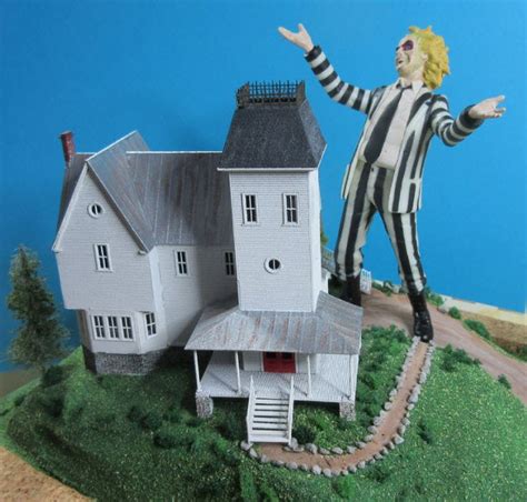 Beetlejuice house (1/220 scale) | Beetlejuice house, Beetlejuice ...