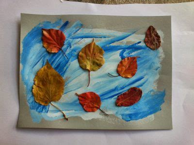 Fall Leaves Collage | Fun Family Crafts