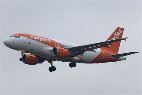 Amsterdam Schiphol Easyjet U Ezy Airbus A A Flickr