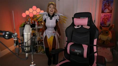 Dizzykitten Dizzykitten Dizzykittenpaws Thedizzykitten Nude OnlyFans Page The