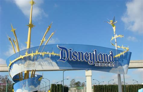 Disneyland resort california – Artofit