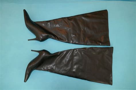 SeXy spitze Big Cap über Knielange Stiefel Gr 43 Kaufen auf Ricardo