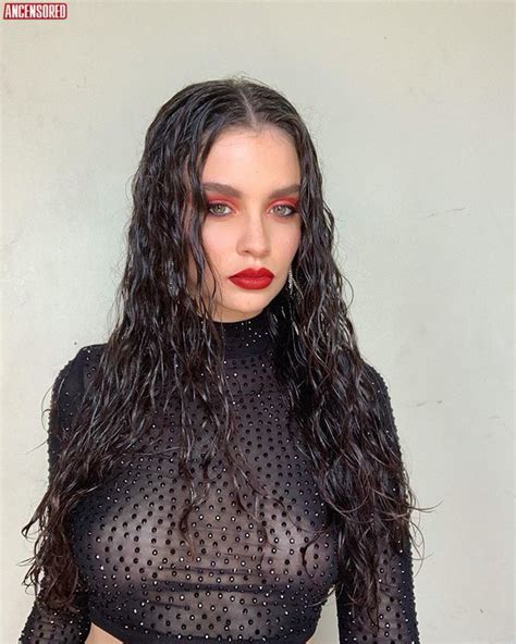 Naked Sabrina Claudio Added By Lionheart