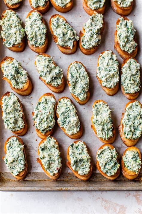 Spinach Artichoke Crostini Skinnytaste