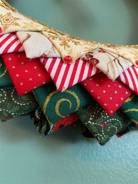 Quilted No Sew Christmas Wreath 14 Fabric Wreath Etsy