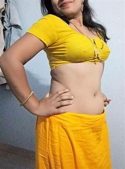 Bengali Bhabhi Nangi Photos Huge Big Boobs Desi Nude Aunties Photo