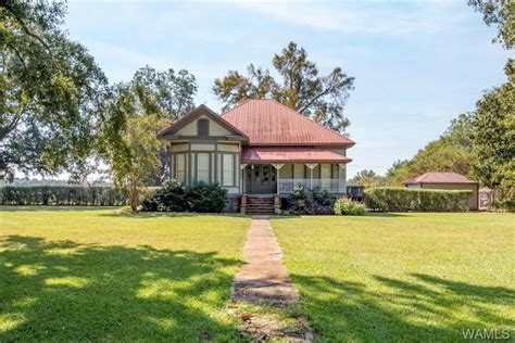 Circa 1920 Farmhouse For Sale W Outbuildings And Pool On 15 Acres