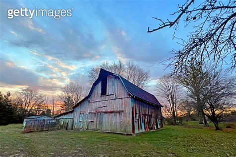 Old Red Barn At Sunrise Howard County Indiana