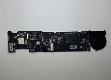 Apple MacBook Air 13 A1466 2013 I7 1 7GHz 8GB Logic Board 820 3437 A