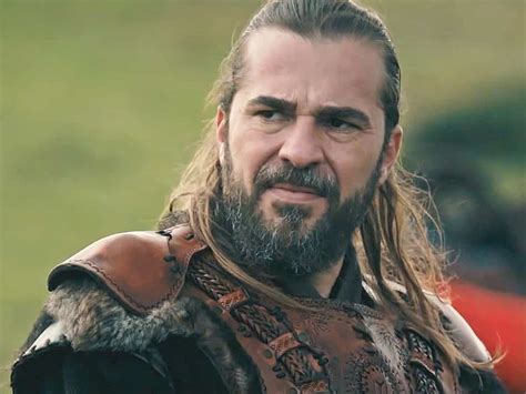 Ertugrul star Engin Altan Düzyatan to appear in Dubai production