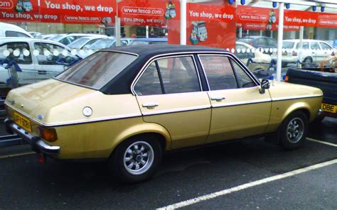 File1980 Ford Escort Ghia