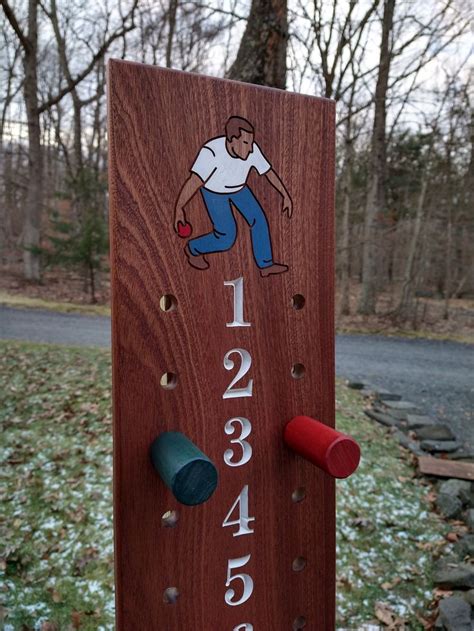 Bocce scoreboard - Mahogany - # 1-12 with Male bocce player image ...