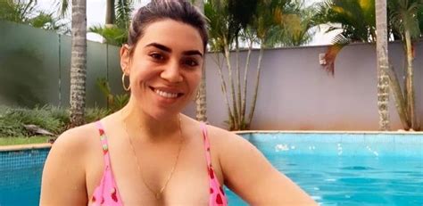 Naiara Azevedo diz que come de tudo e só faz caminhadas após perder 30