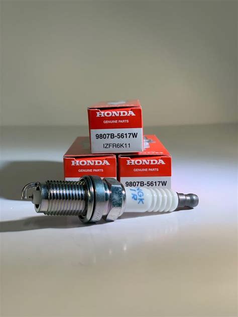 Genuine 2002 2008 Acura Spark Plug IZFR6K 11 Ngk 9807B 5617W