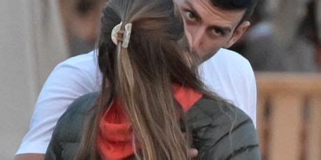 Novak I Jelena Okovi Pohvalili Su Se Rasko Nom Jelkom U Svom Domu