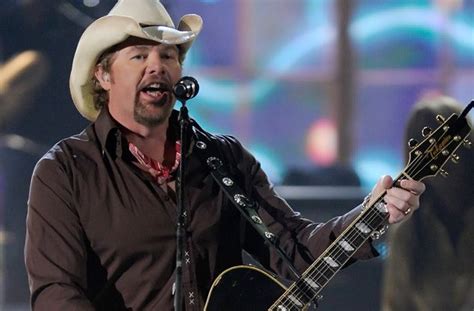 Toby Keith Country Singer Country Music Artists Country Songs John