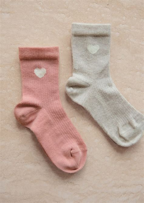 Set Of 2 Ecru Green Heart Socks Heart Pink Beige Marl Heart