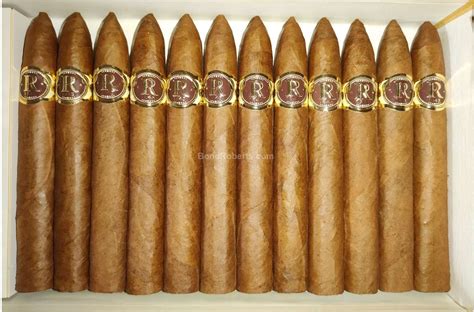 Vegas Robaina Unicos 2008 Dress Box Of 25 Cigars 20540