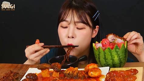 Asmr Mukbang Mara Seasoning Mushroom Black Bean Noodle Seasoned Chicken Eating Youtube