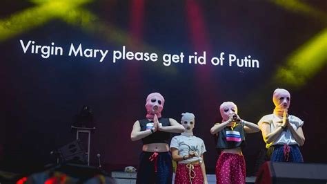 Grupo Feminista Crítico De Putin Pussy Riot Receberá Prêmio Nos Eua