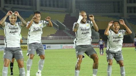 Persib Bandung Menang Naik Ke Posisi Tiga Tempel Ketat Madura United