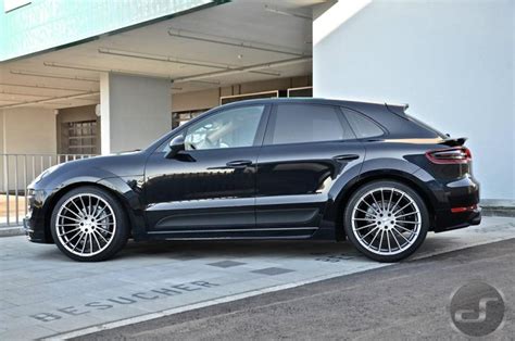 Porsche Macan Turbo Con Hamann Bodykit Di DS Tuning