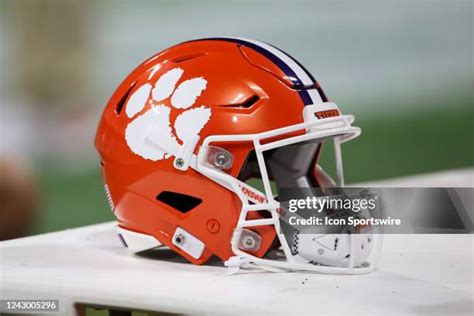 Clemson Tigers Helmet Photos and Premium High Res Pictures - Getty Images