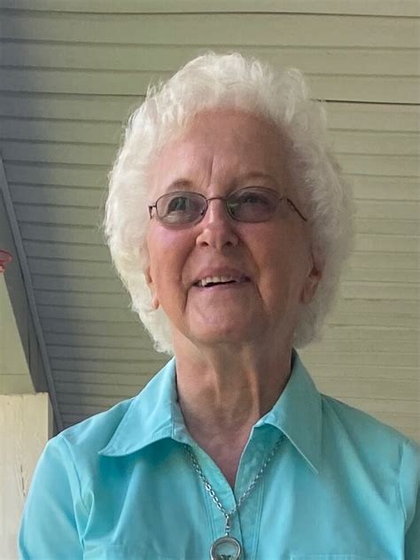 Obituary Of Dorothy Dennis Hubbard Usrey Funeral Home Located In