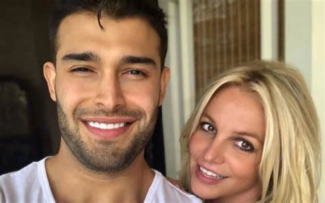 Marido De Britney Spears Entra Pedido De Separa O Por Diferen As