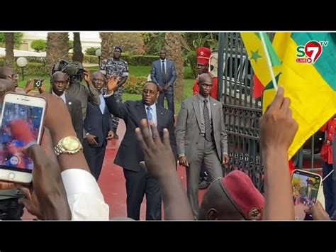 Vidéo Concert d applaudissements au Palais Le Président Macky Sall