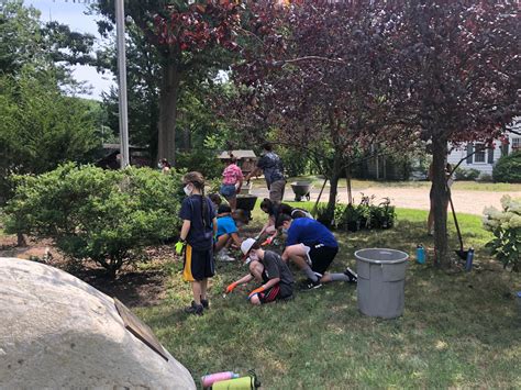 Smithtown Youth Bureau Beautifies Sweetbriar Nature Center Smithtown