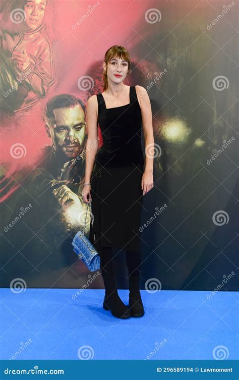 Almudena Amor Attended The Premiere Of The Series Romancero Madrid