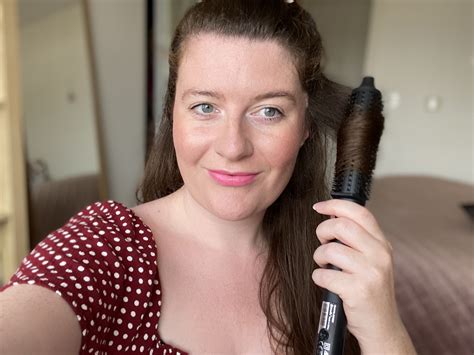 I Tried Out The Ghd Rise Volumising Hot Brush On Long Thick Hair Here S How It Fared Mashable