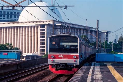 Stasiun Dekat Masjid Istiqlal Bisa Jalan Kaki Kumparan