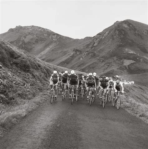 Puy De Dome Tour De France Kehrt Zur Ck Zum Mystischen Berg Tour