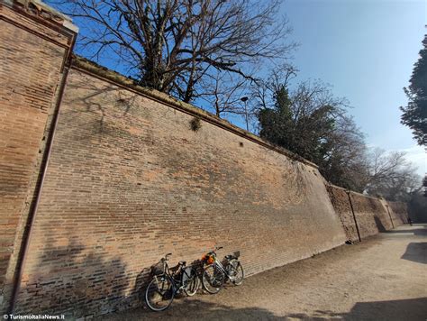 FERRARA Completato Il Restauro Del Primo Tratto Delle Mura Urbiche