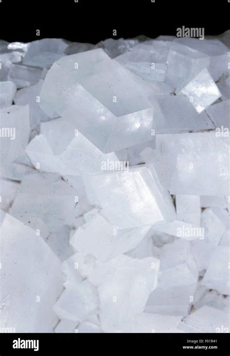 White Calcite Carbonate Stock Photo Alamy