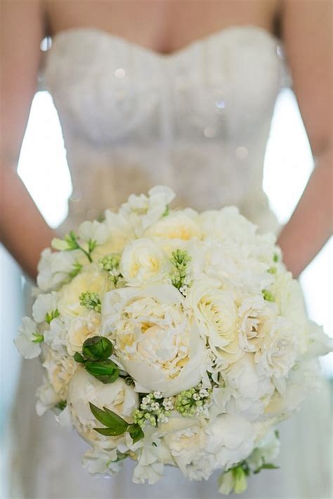 White peony bridal bouquet