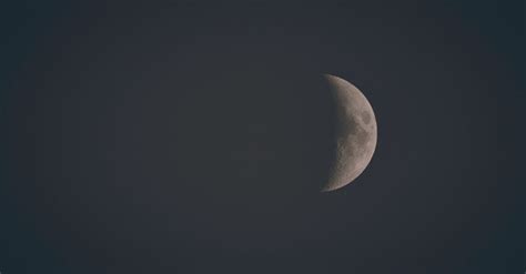 Foto Da Lua Crescente · Foto profissional gratuita