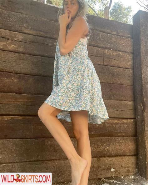 Diora Baird Diorabaird Nude OnlyFans Instagram Leaked Photo