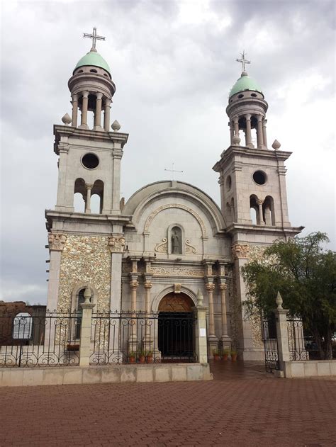 ITAP of a Mexican church. : architecture