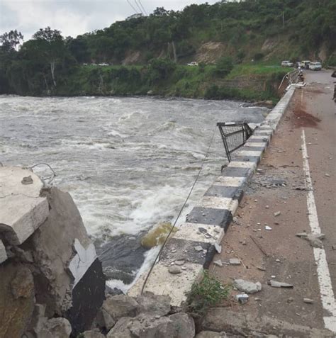 Buses Karuma Dam Bridge Closed