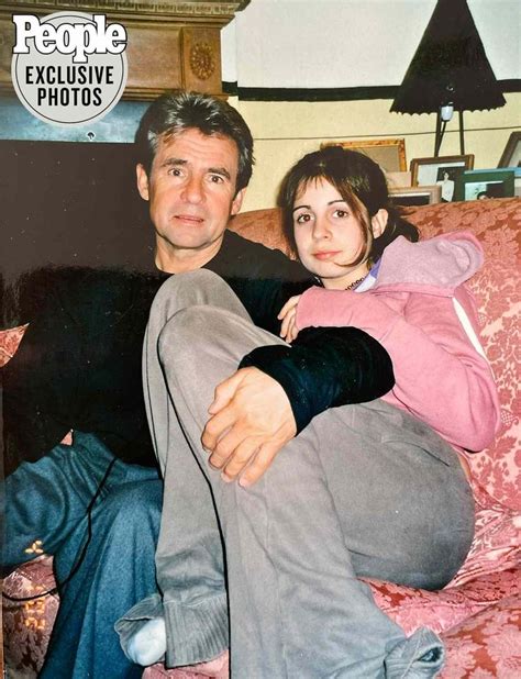 Late Davy Jones Joined by Daughter Annabel on New Christmas Album — See ...