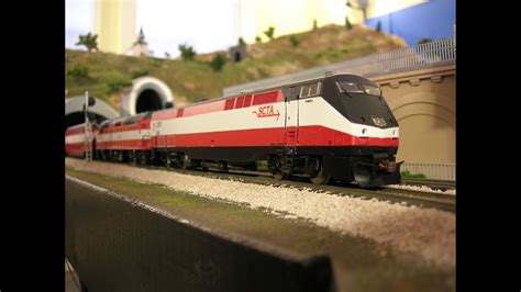 Custom Commuter Train HO Scale HD - YouTube