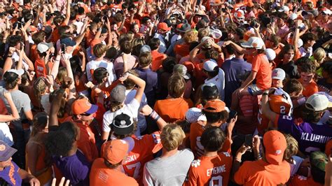 Clemson Football: Watch Clemson’s emotional Homecoming video