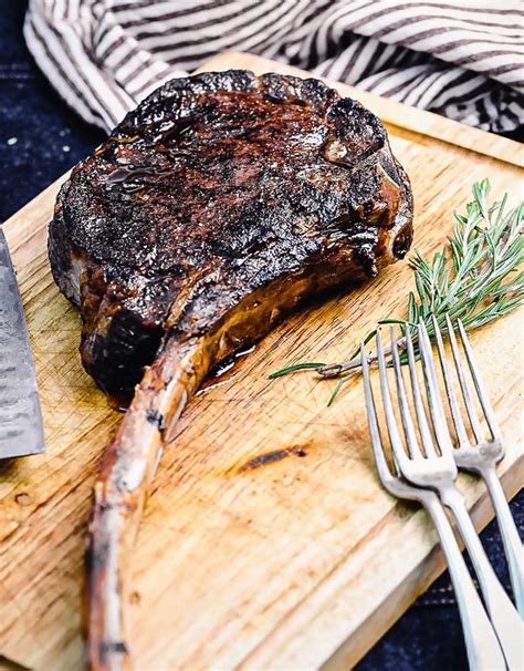 How To Reverse Sear A Tomahawk Ribeye Steak On A Gas Grill