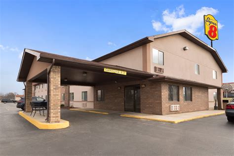 Super 8 by Wyndham Rantoul | Rantoul, IL Hotels